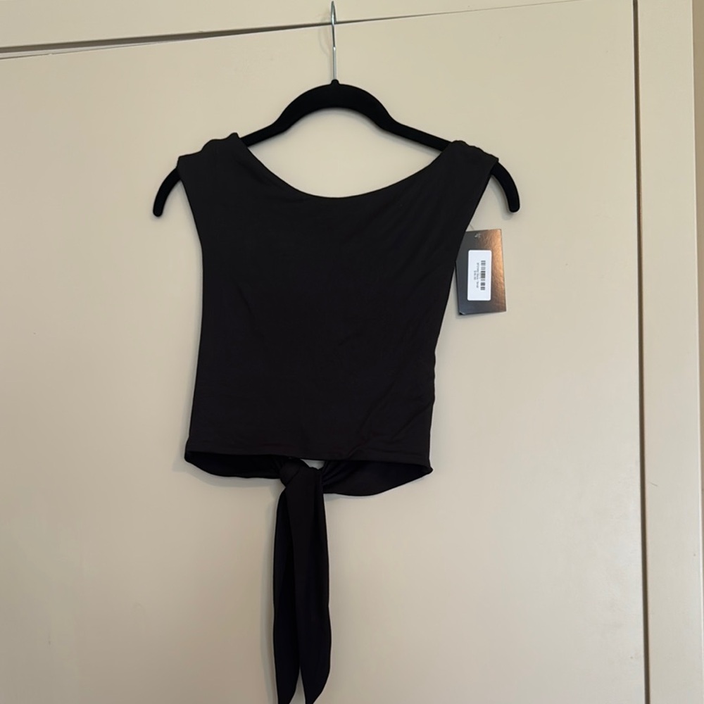 Blue Blush Black Sleeveless Crop Tie Front Tank